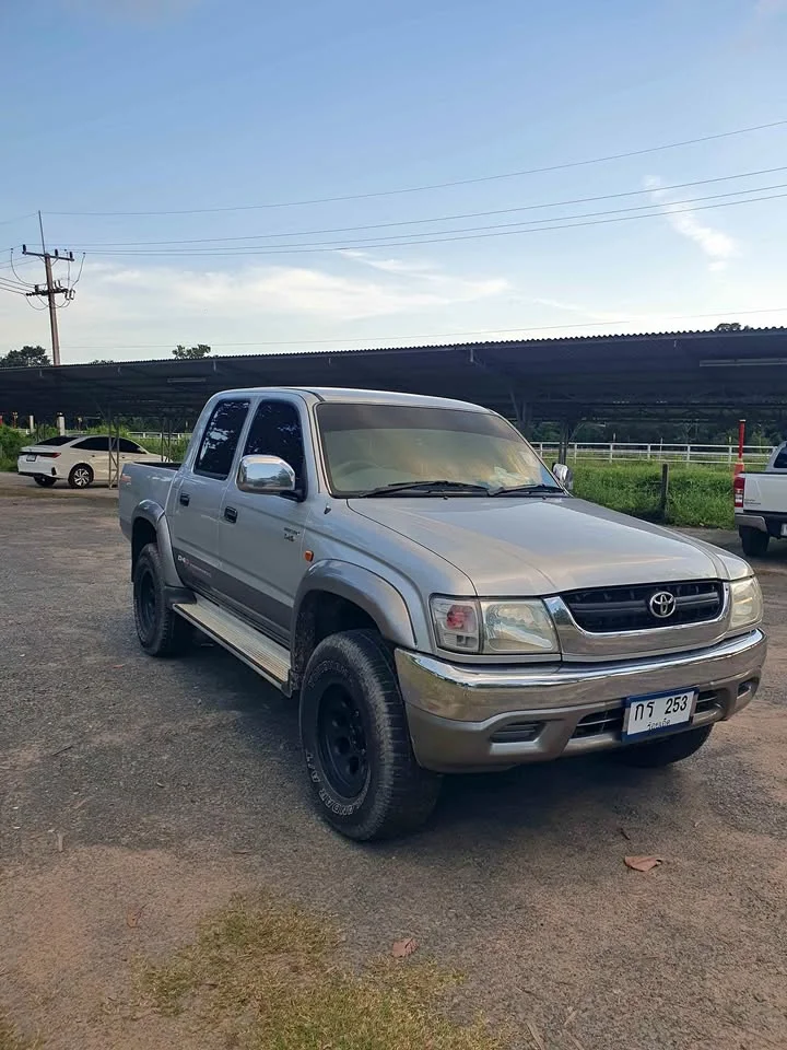 2002 Toyota Hilux Tiger VI 2