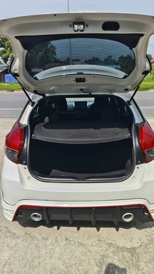 2015 Toyota Yaris III 3