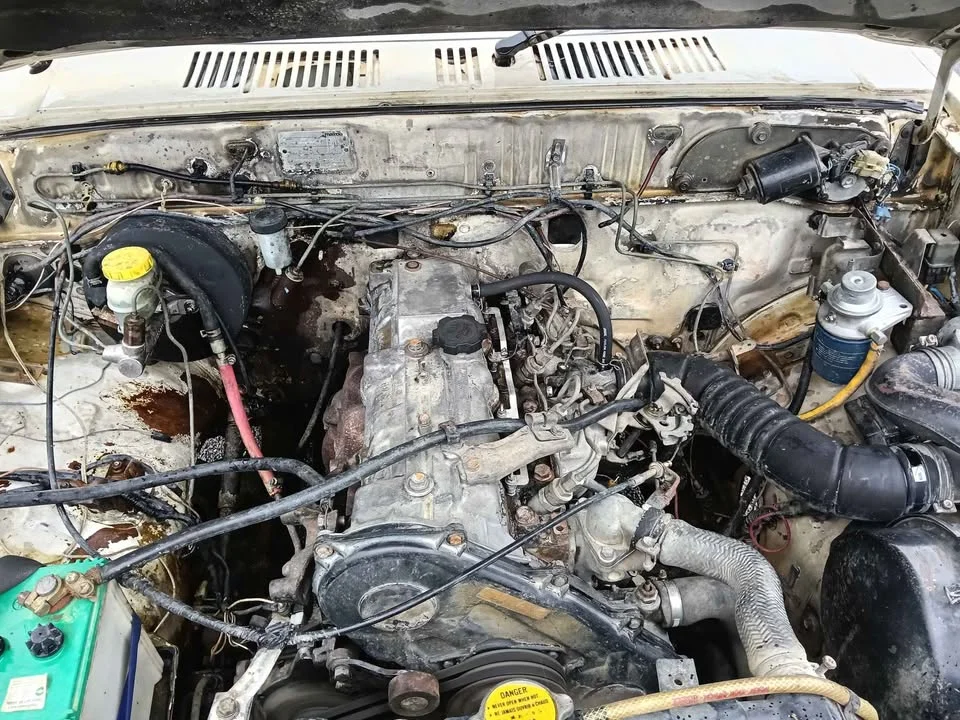 1990 Mazda B2500 IV 3