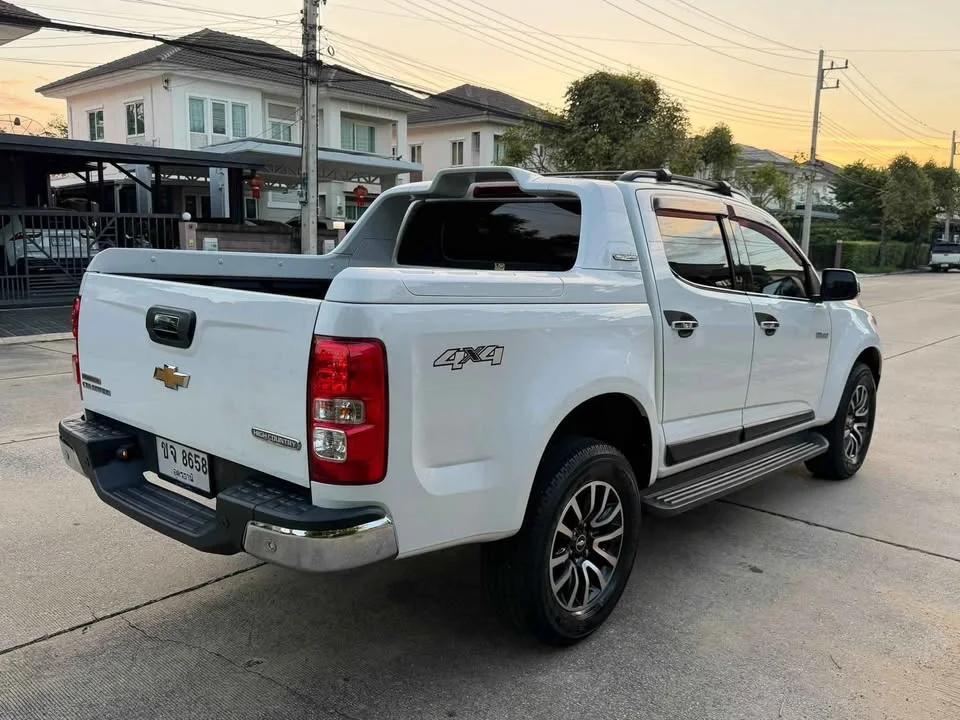 2016 Chevrolet Colorado II 2
