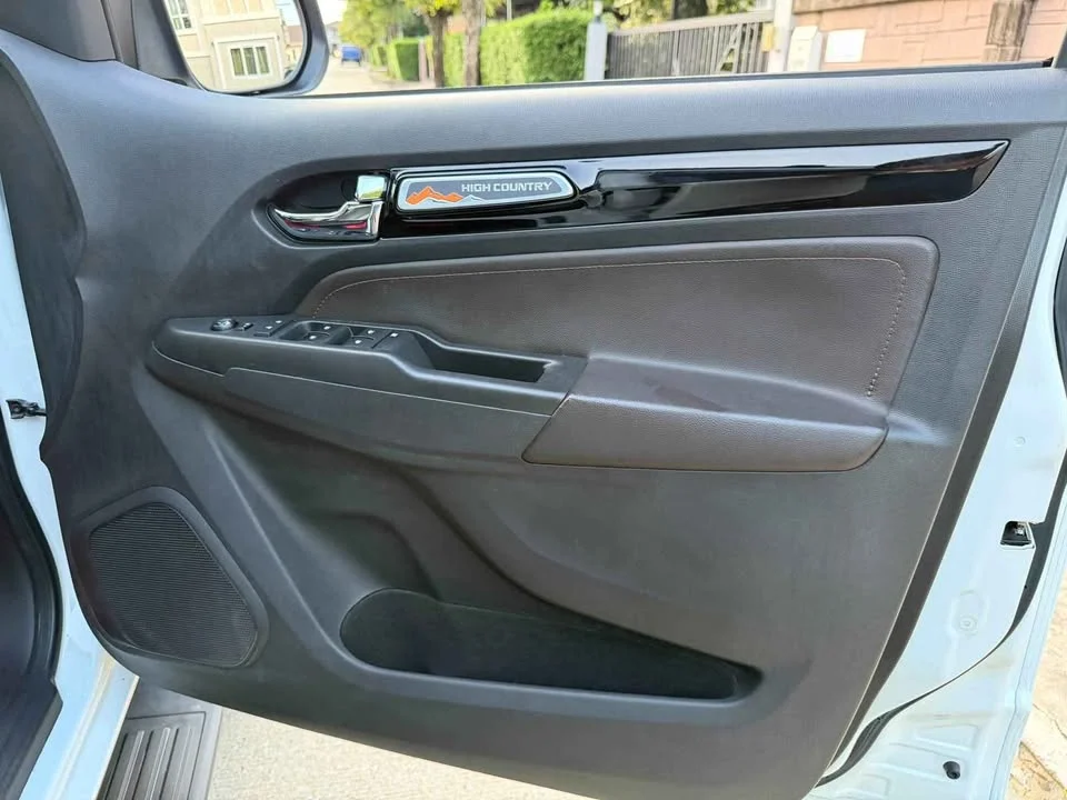 2016 Chevrolet Colorado II 3