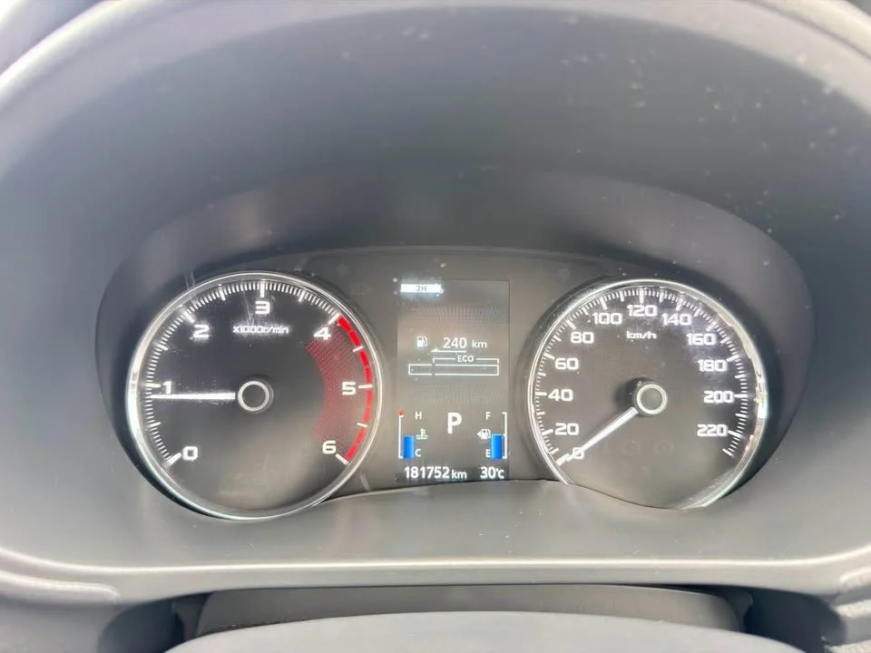 2016 Mitsubishi Pajero Sport III 3