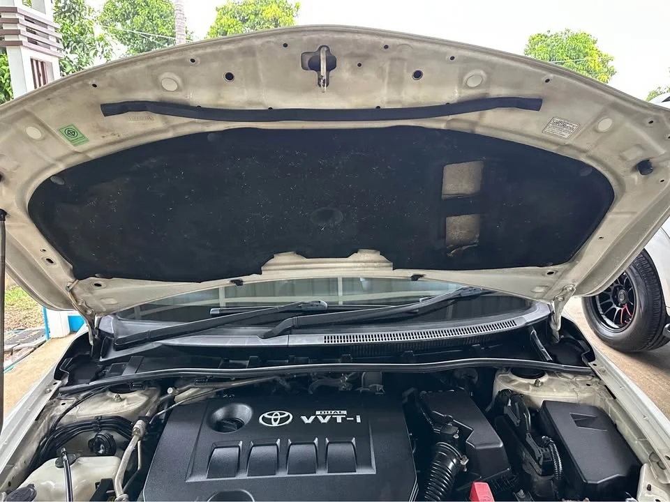 2013 Toyota Corolla Altis X (E140) 3
