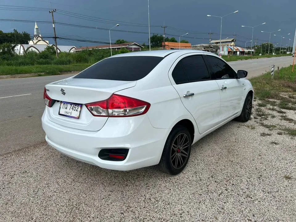 2017 Suzuki Ciaz 2