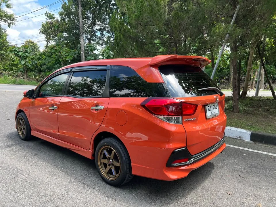 2016 Honda Mobilio II 2
