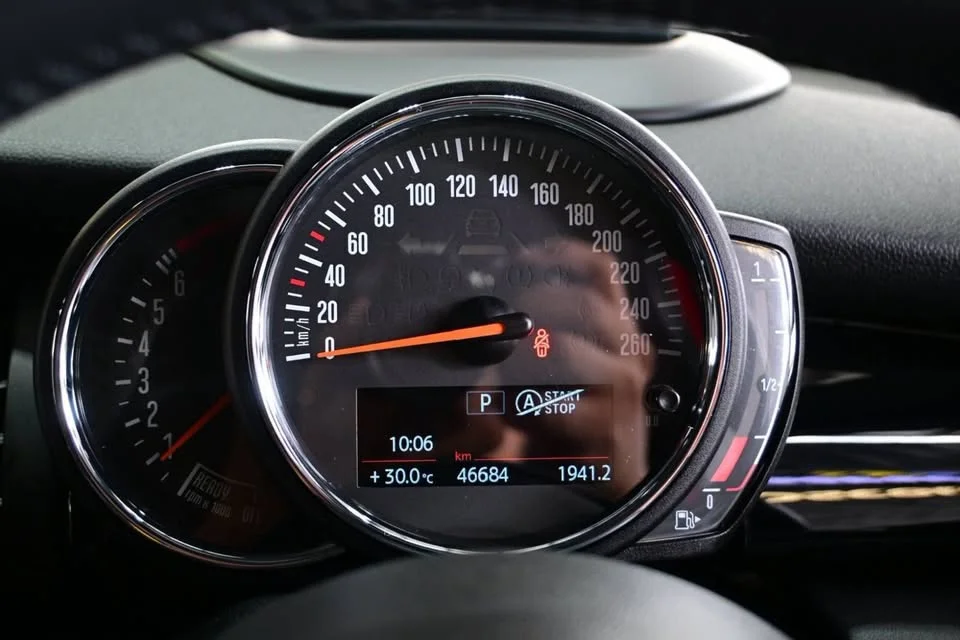 2021 Mini Hatch  III 2