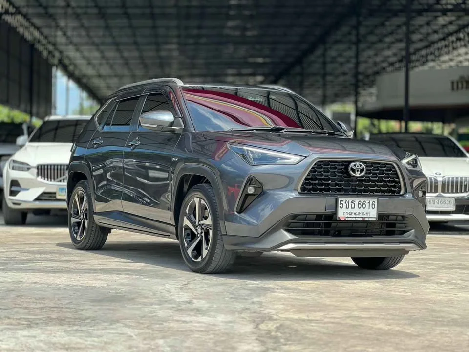 2024 Toyota Yaris Cross AC200 2