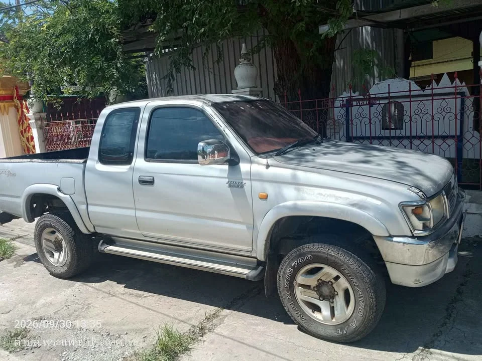 2001 Toyota Hilux Tiger VI 2