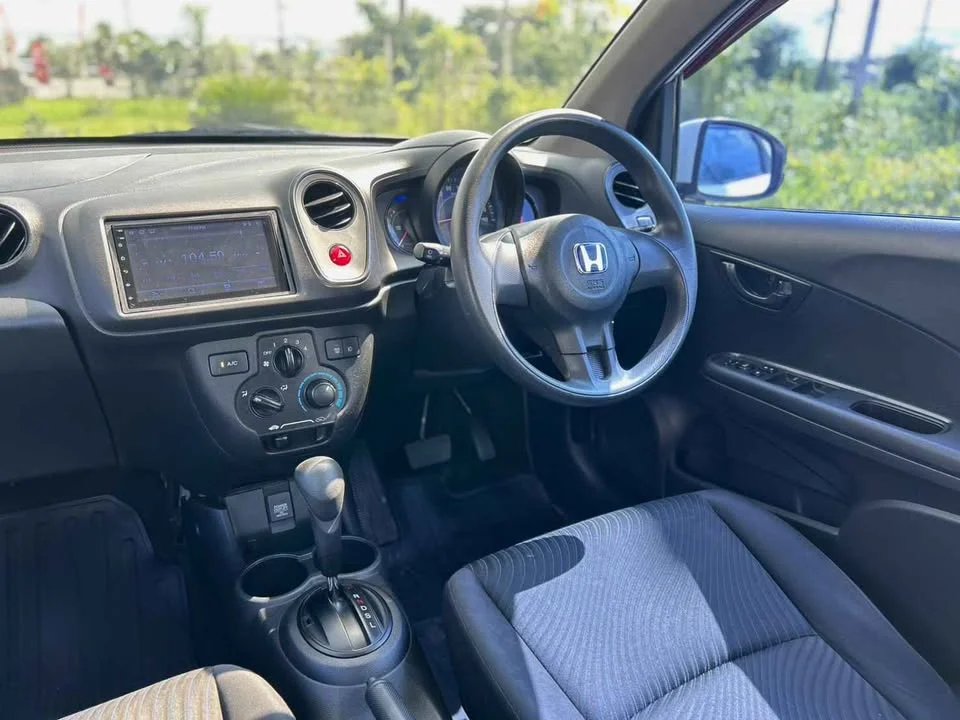 2015 Honda Mobilio II 3