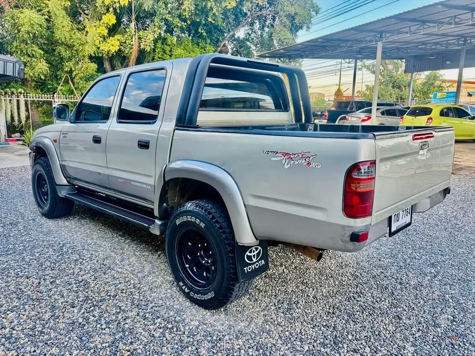 2002 Toyota Hilux Tiger VI 3