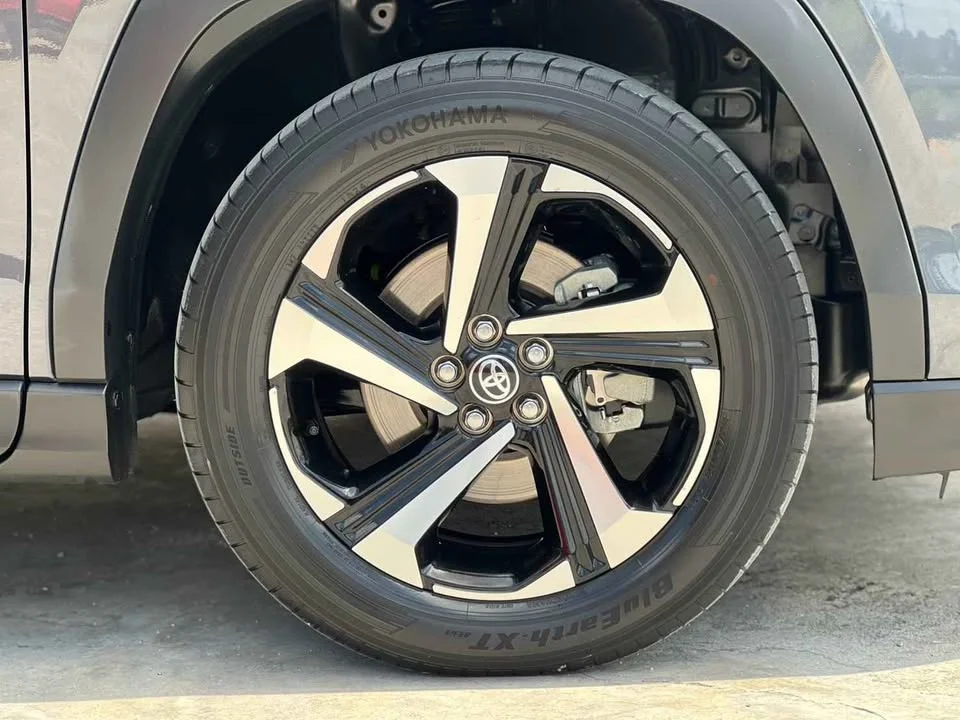 2024 Toyota Yaris Cross AC200 2