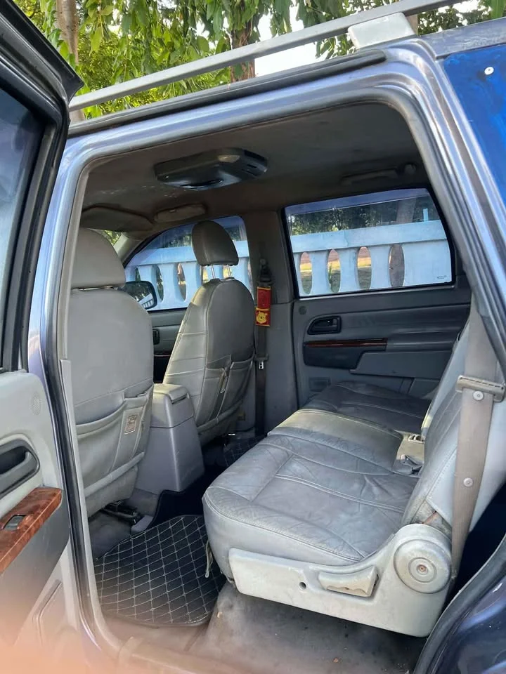 2003 Isuzu  TR Adventure Master II 3