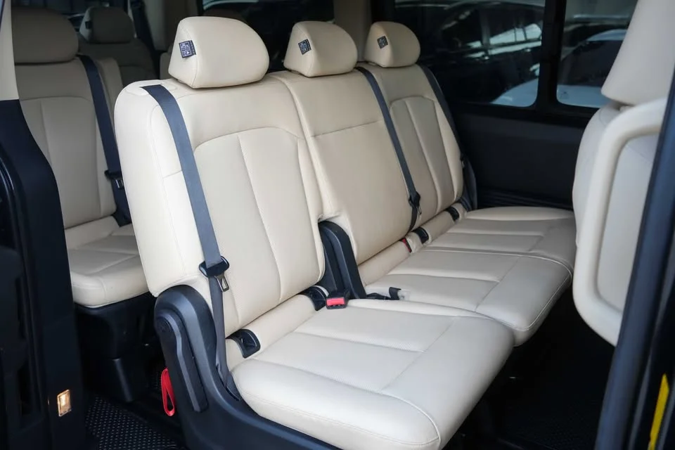 2022 Hyundai Staria US4 3