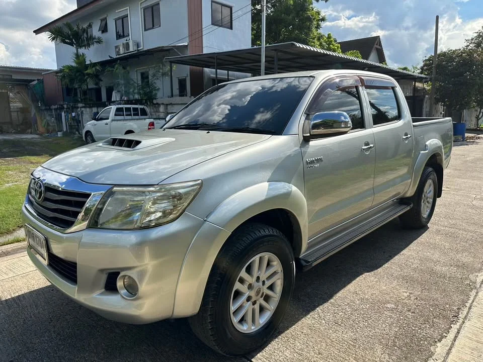 2012 Toyota Hilux VII 3