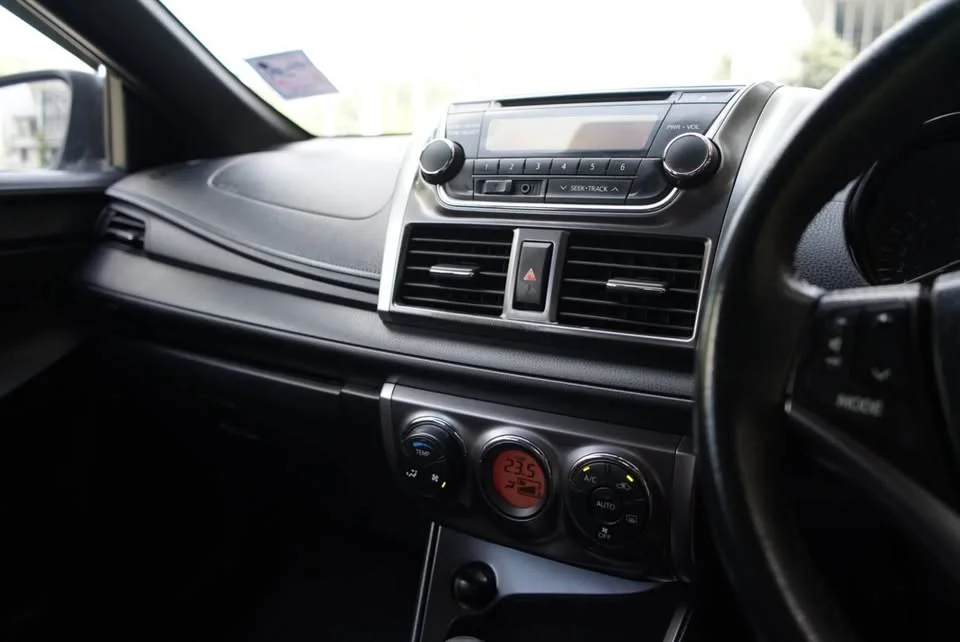 2015 Toyota Yaris III 3