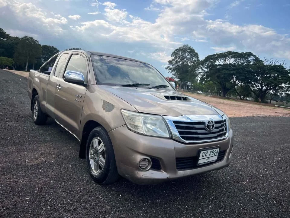 2005 Toyota Hilux VII 3