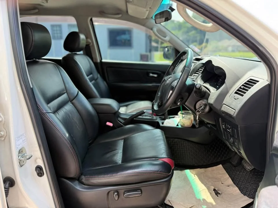 2014 Toyota Fortuner I 3