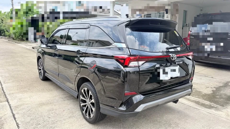 2023 Toyota Veloz III 3