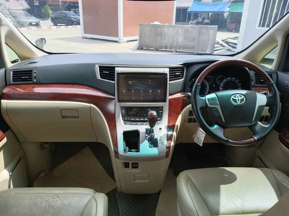 2010 Toyota Alphard, Vellfire II (AH20) 3