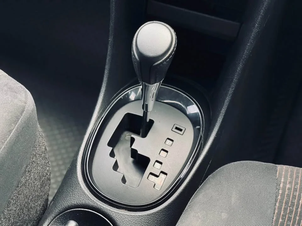 2017 Toyota Sienta II 2
