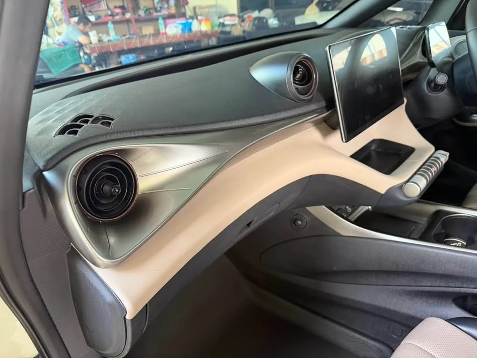 2023 BYD Dolphin 3