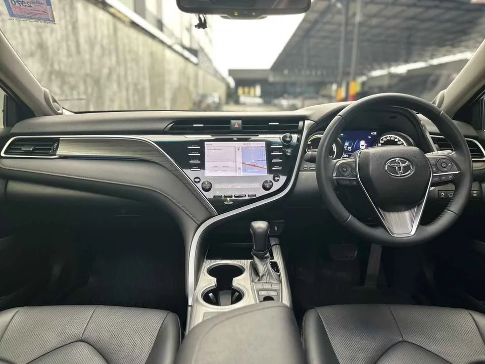 2021 Toyota Camry VIII (XV70) 3