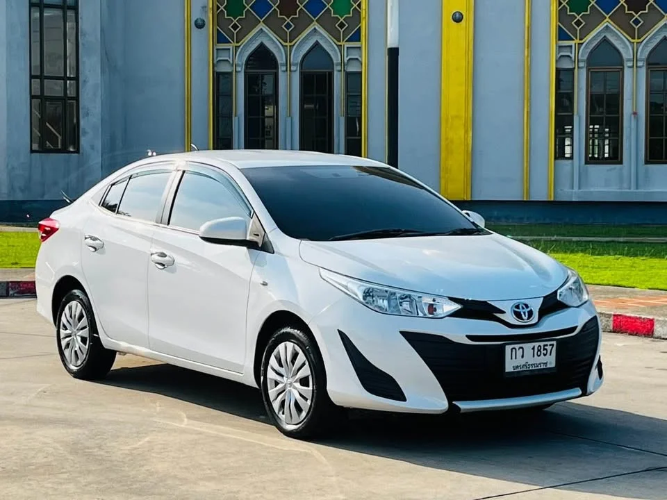 2018 Toyota Yaris ATIV III 3