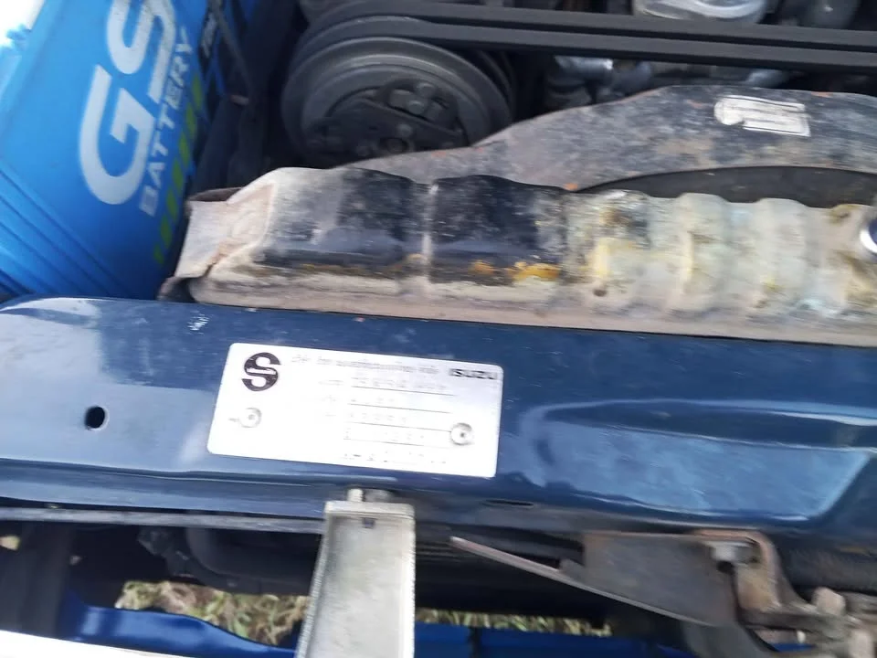 1995 Isuzu TFR III 2