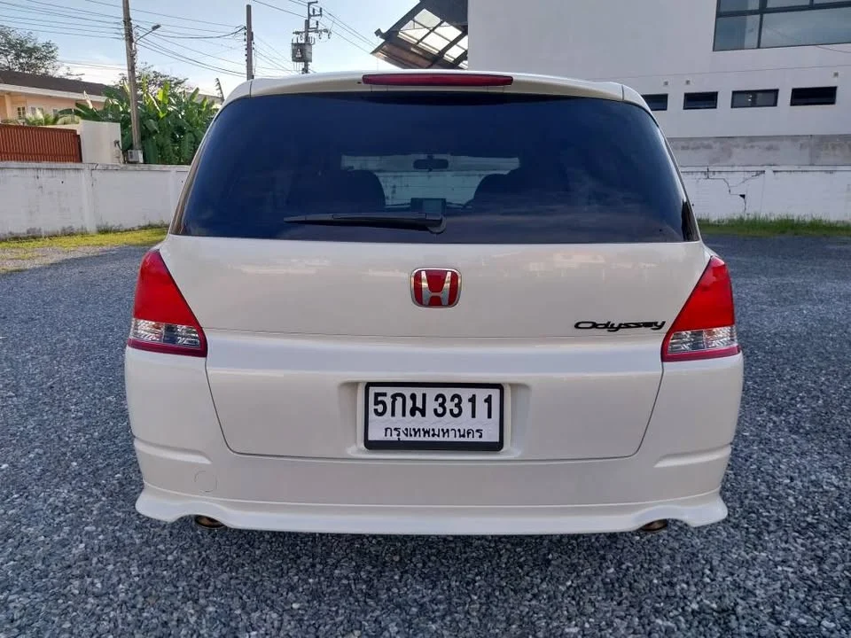 2004 Honda Odyssey III 2