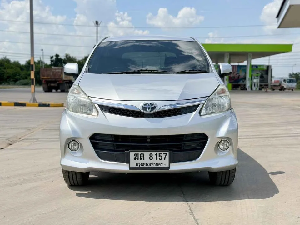 2012 Toyota Avanza II 2