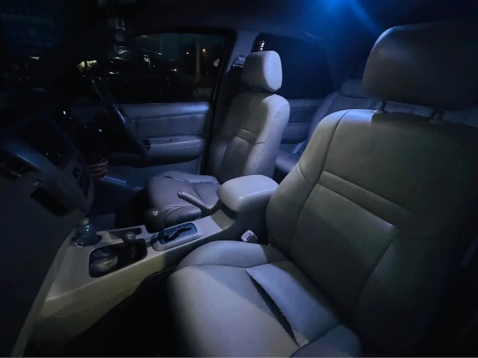 2006 Toyota Fortuner I 3