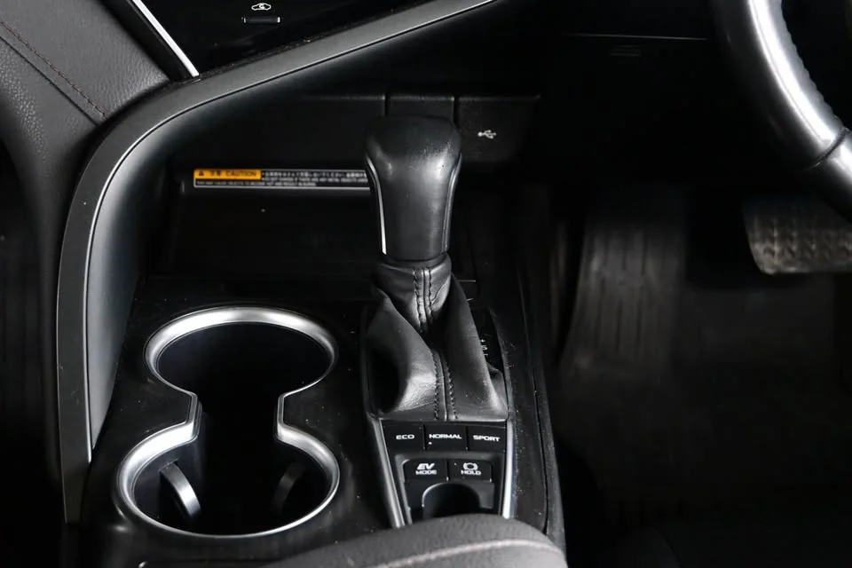 2023 Toyota Camry VIII (XV70) 3