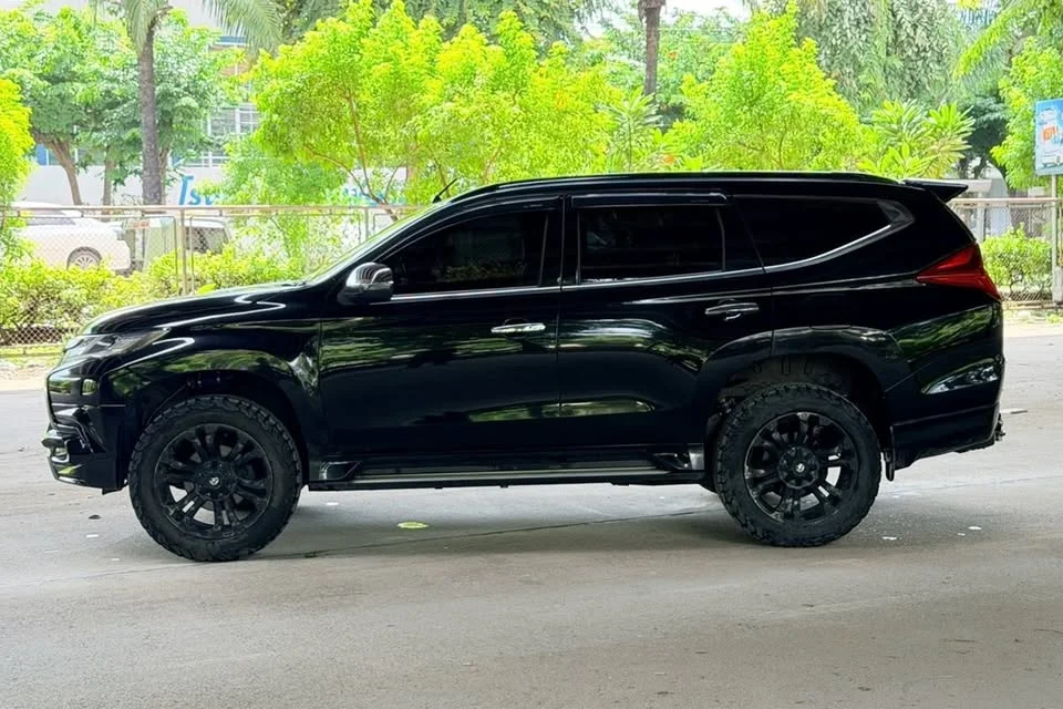 2016 Mitsubishi Pajero Sport III 3