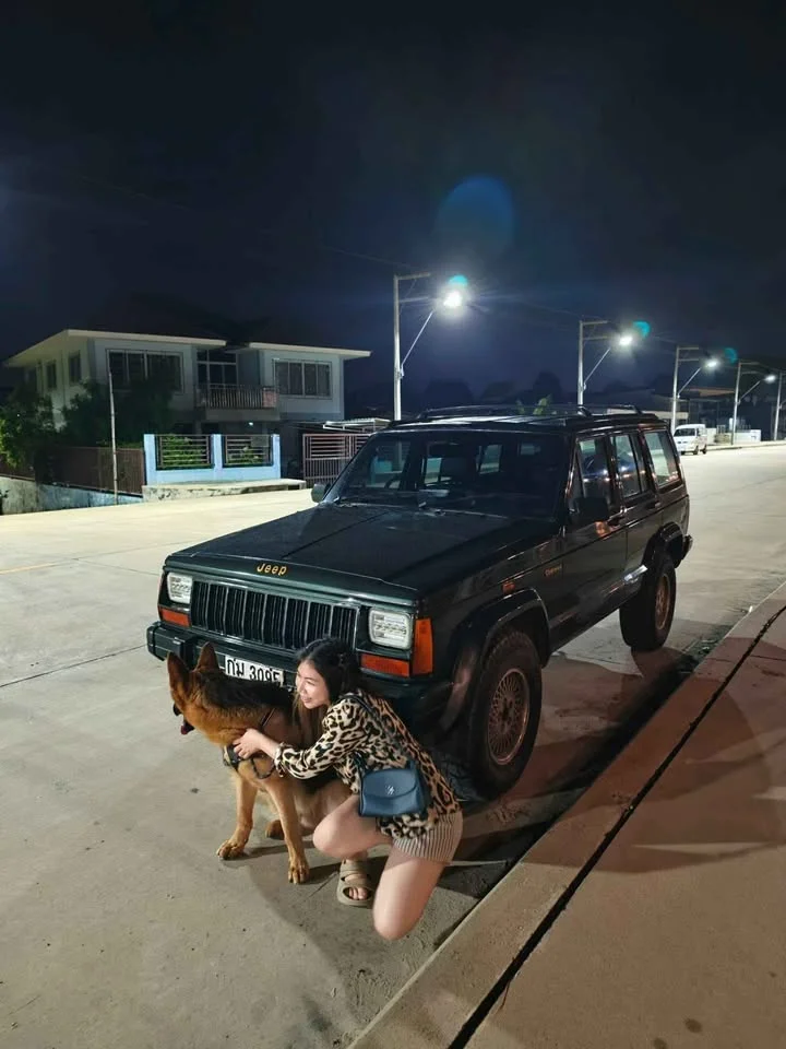 1996 Jeep Cherokee XJ 2