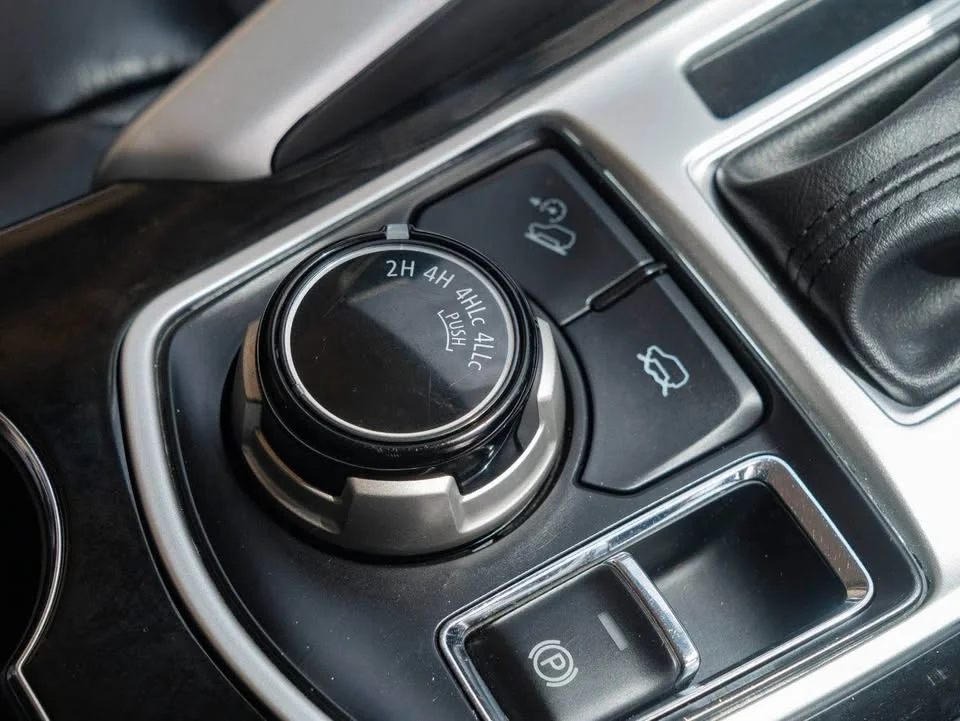 2016 Mitsubishi Pajero Sport III 2