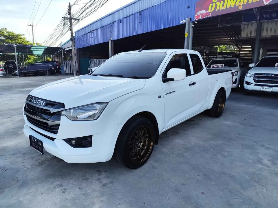 2022 Isuzu D-Max III (RG) 3