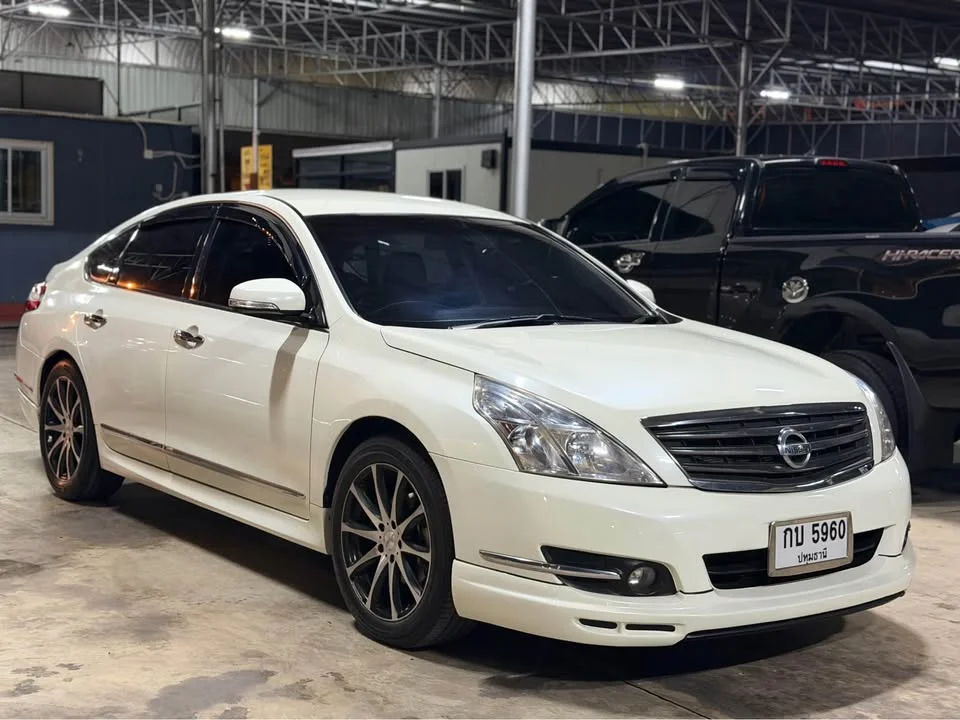 2011 Nissan Teana II (J32) 3