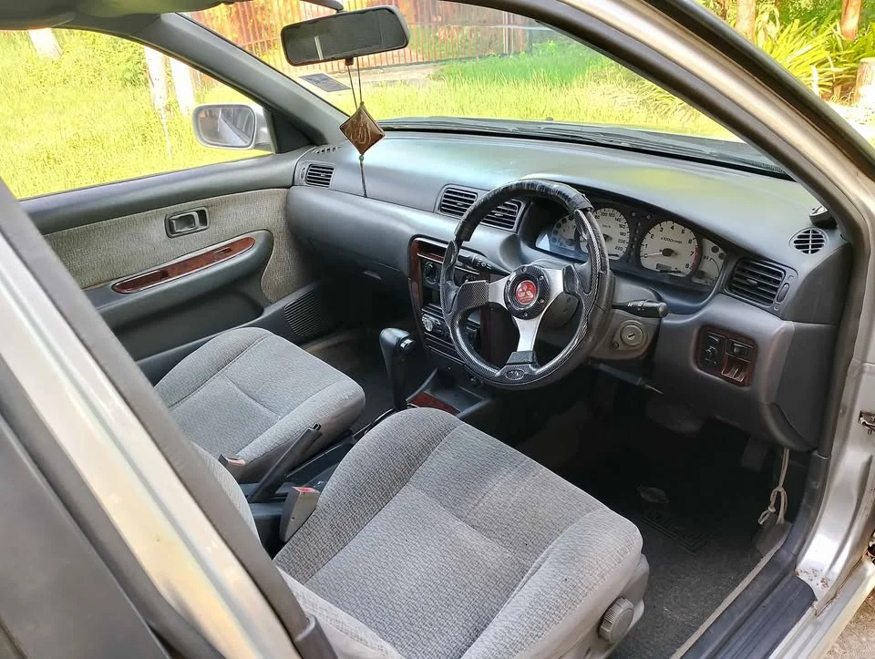 1999 Nissan Sunny IV 2