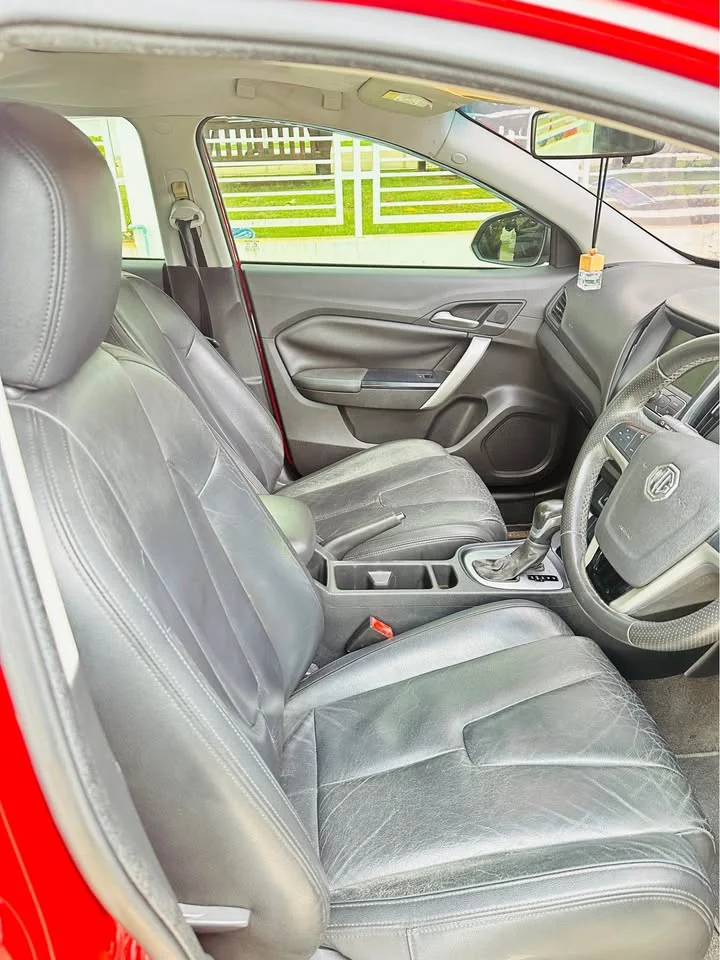 2017 MG 5 I  2