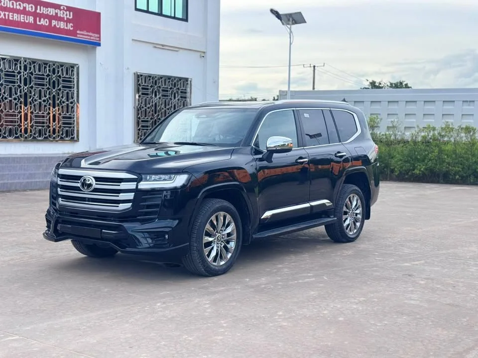2026 Toyota Land Cruiser J300 3