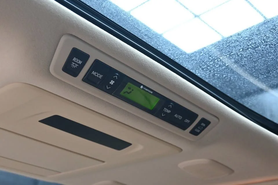 2013 Toyota Alphard, Vellfire II (AH20) 3
