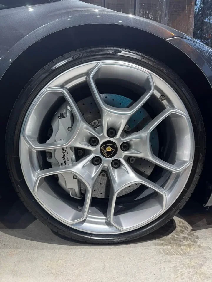 2016 Lamborghini Huracan 3
