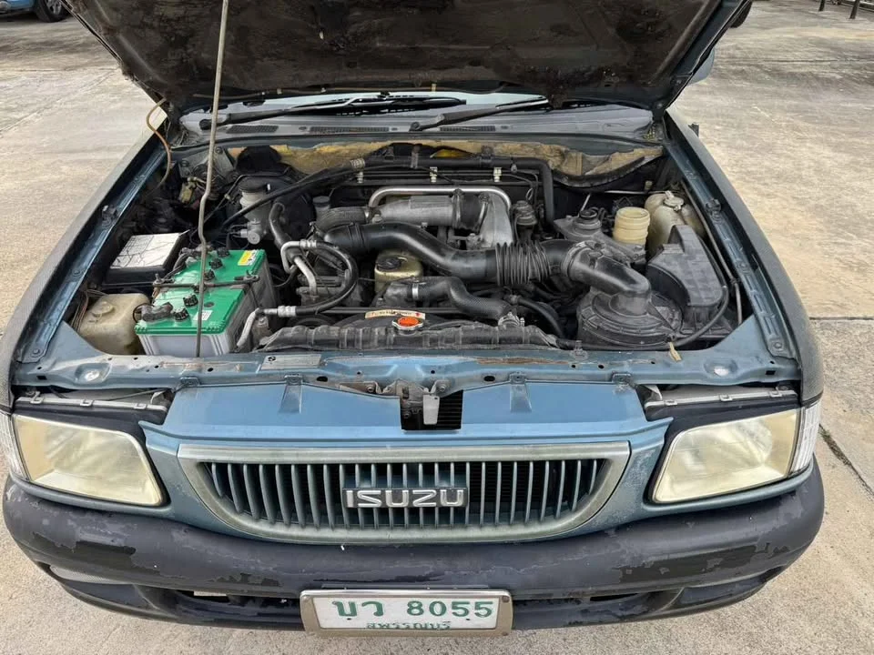 2002 Isuzu Faster Dragon Eyes III 2