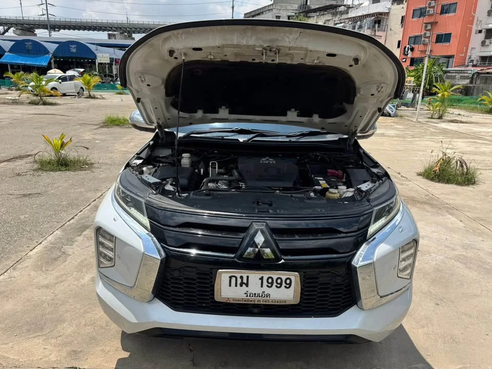 2022 Mitsubishi Pajero Sport III 2