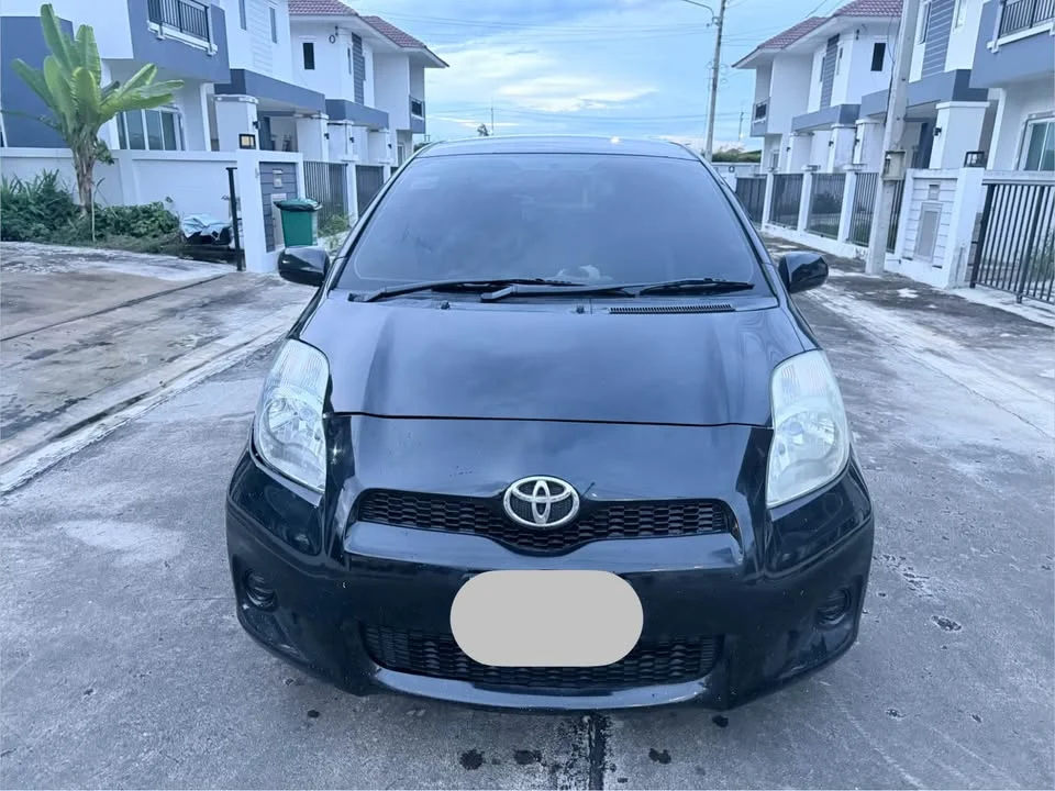 2012 Toyota Yaris II 3