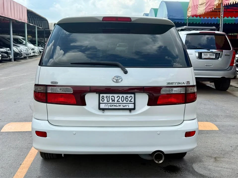 2015 Toyota Estima II 2