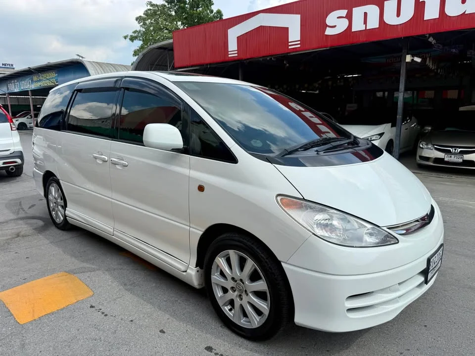 2015 Toyota Estima II 3