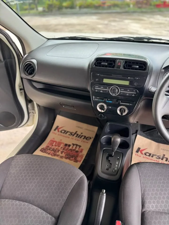 2012 Mitsubishi Mirage VI 2