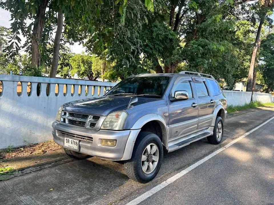 2546 Isuzu  TR Adventure Master II 3