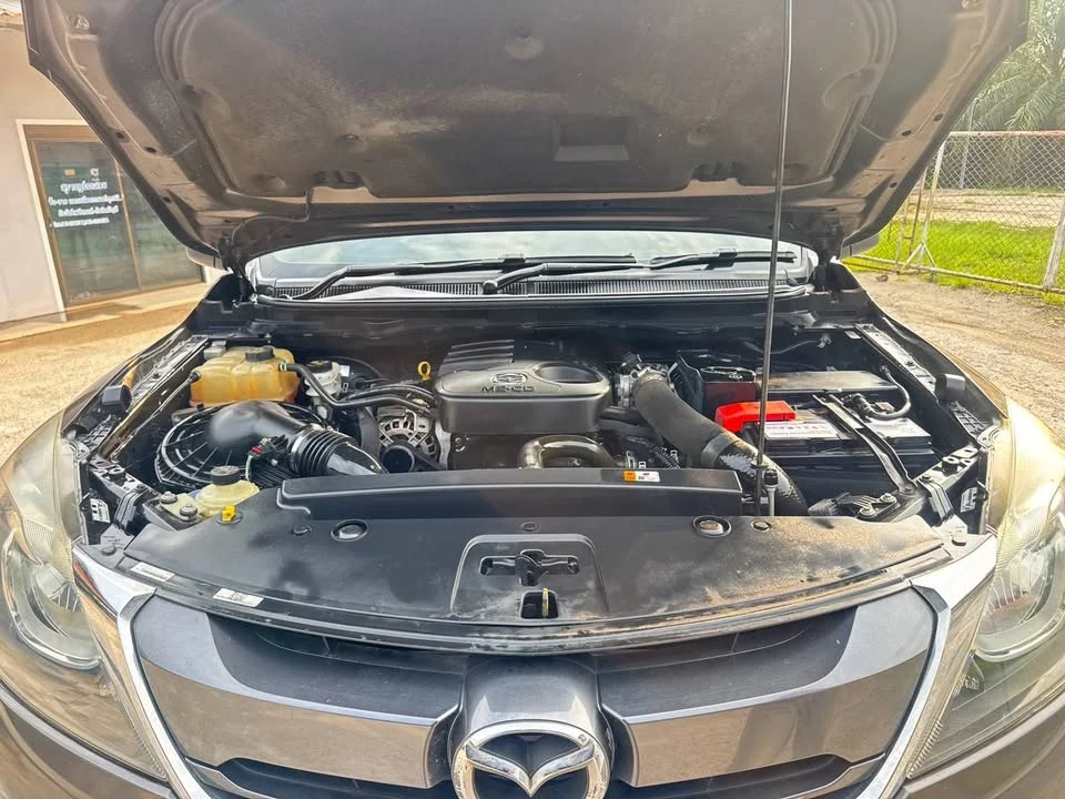 2021 Mazda BT-Series II 2